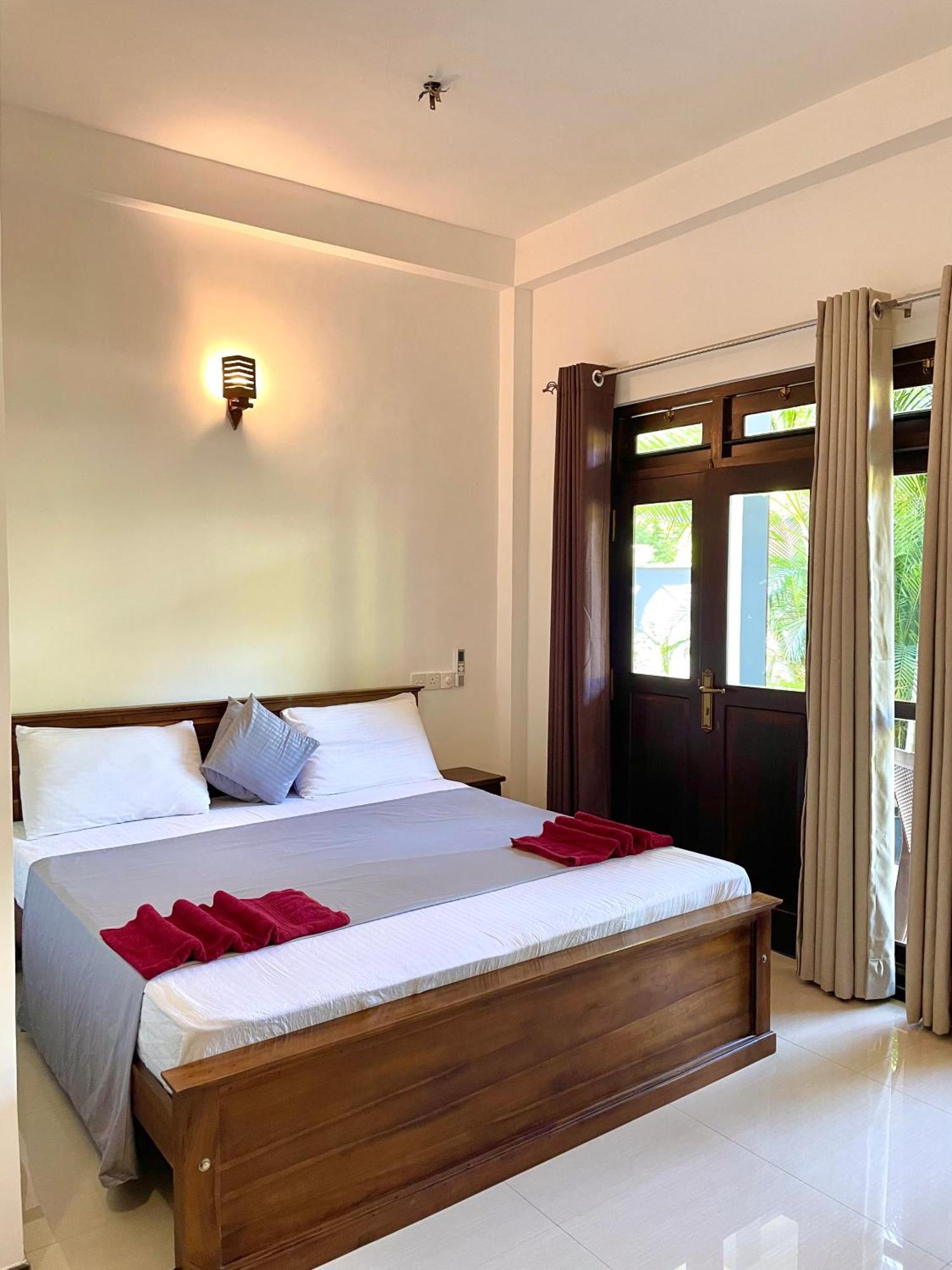 Shan Star Weligama Extérieur photo