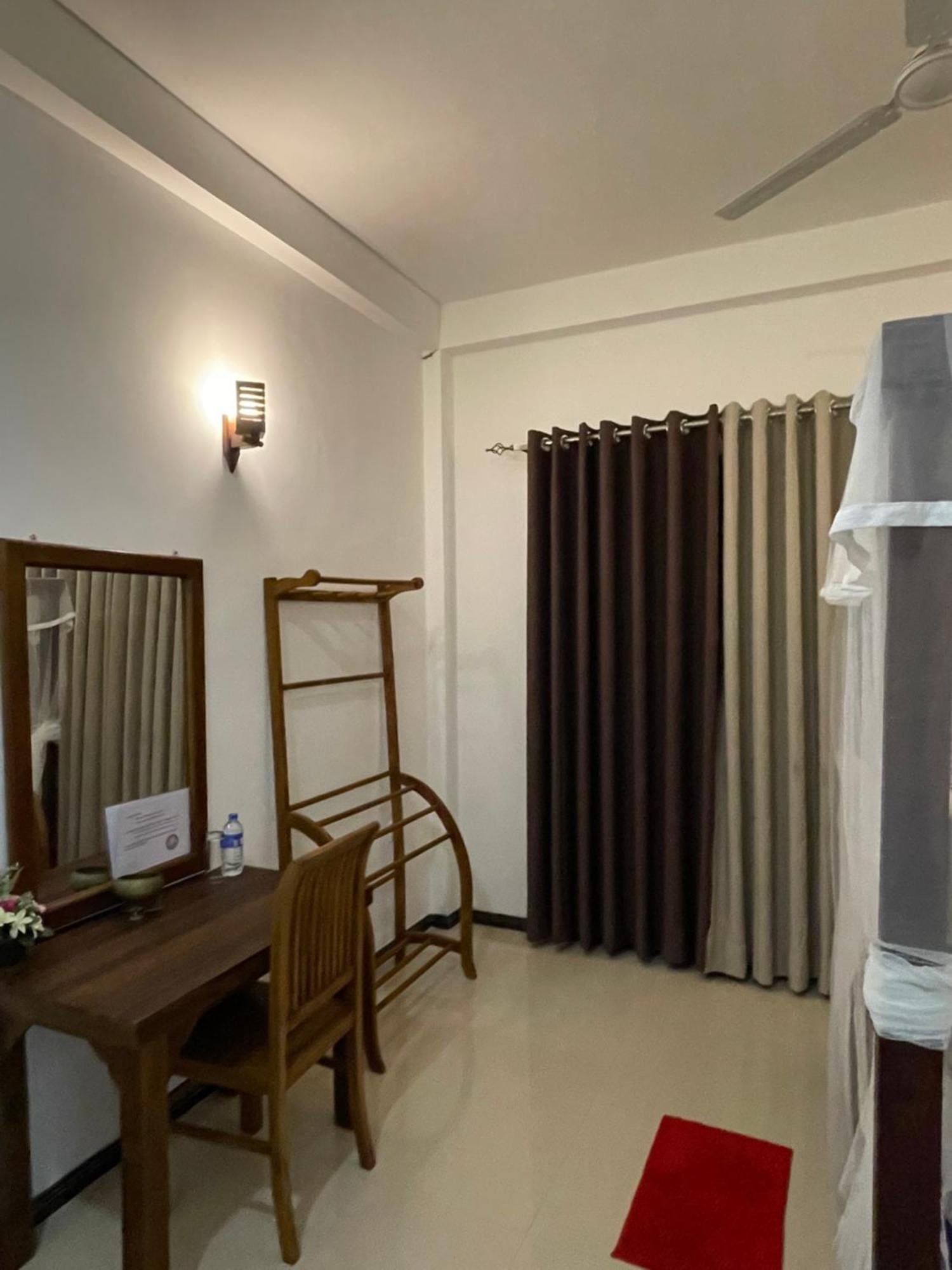 Shan Star Weligama Extérieur photo